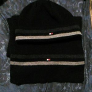 Tommy Hilfiger beanie and scarf bundle